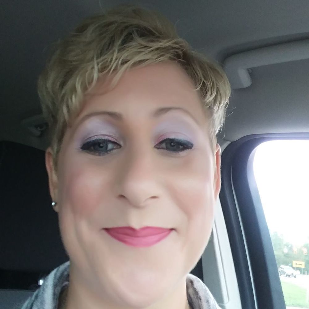 Meet your Posher, Tina